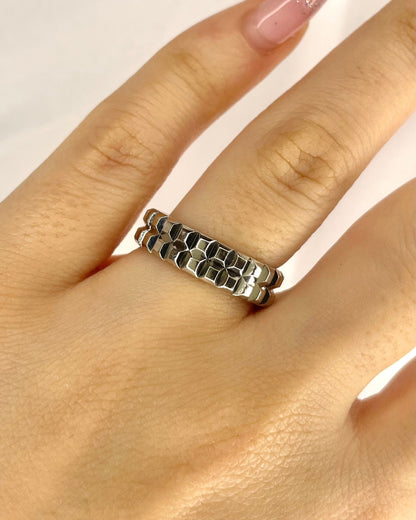 Double Alliance Boucheron Or Gris 8g "Clou de Paris" - Elliade Paris