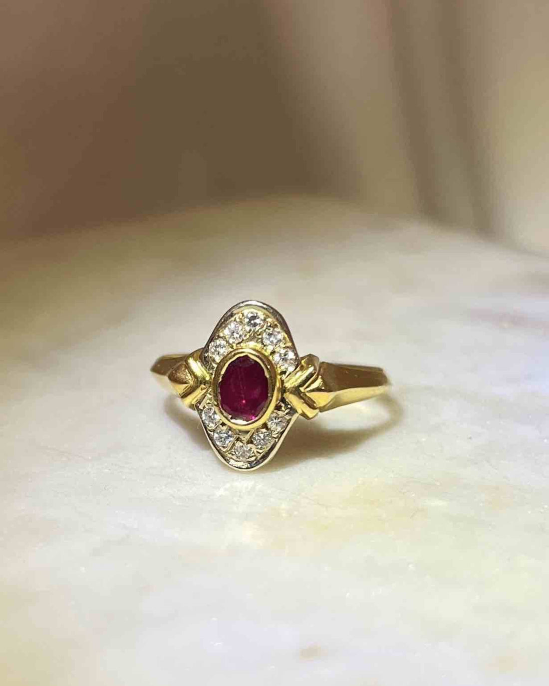 Bague style art déco rubis et diamants &quot;Aenor&quot;
