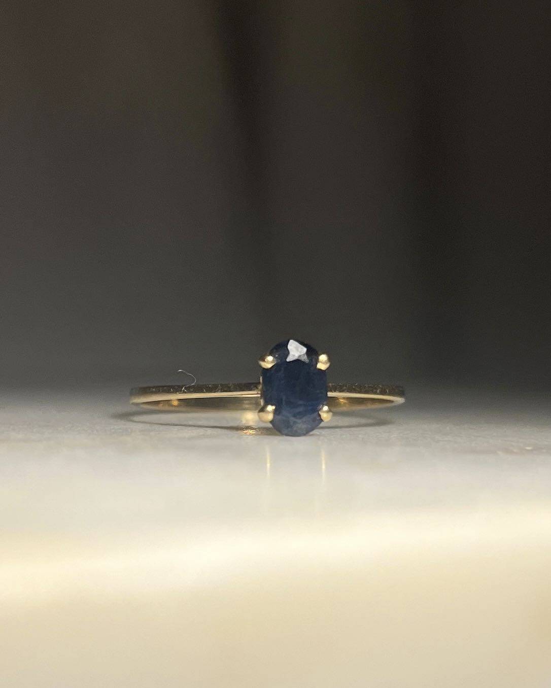 Bague solitaire saphir vintage "Moana"