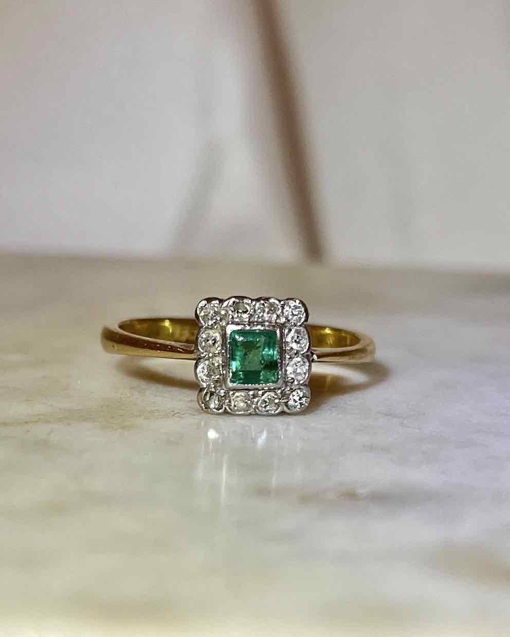 Bague Art-Déco émeraude &amp; diamants &quot;Louisia&quot;