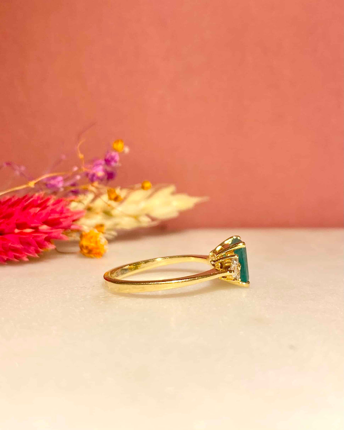Bague Trilogie Emeraude 0.85 carat &amp; Diamants &quot;Aimee&quot;