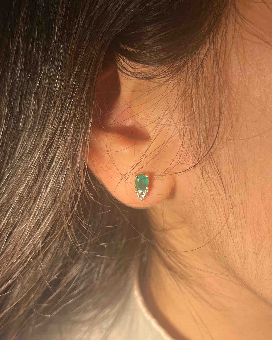 Pendientes "Tina" de esmeralda y diamantes