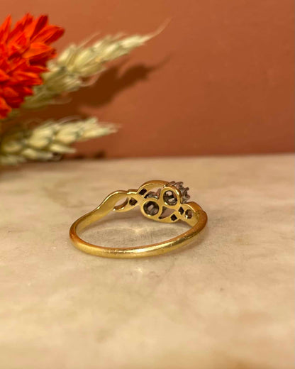 Art Nouveau Diamond Ring &quot;Bogdana&quot;