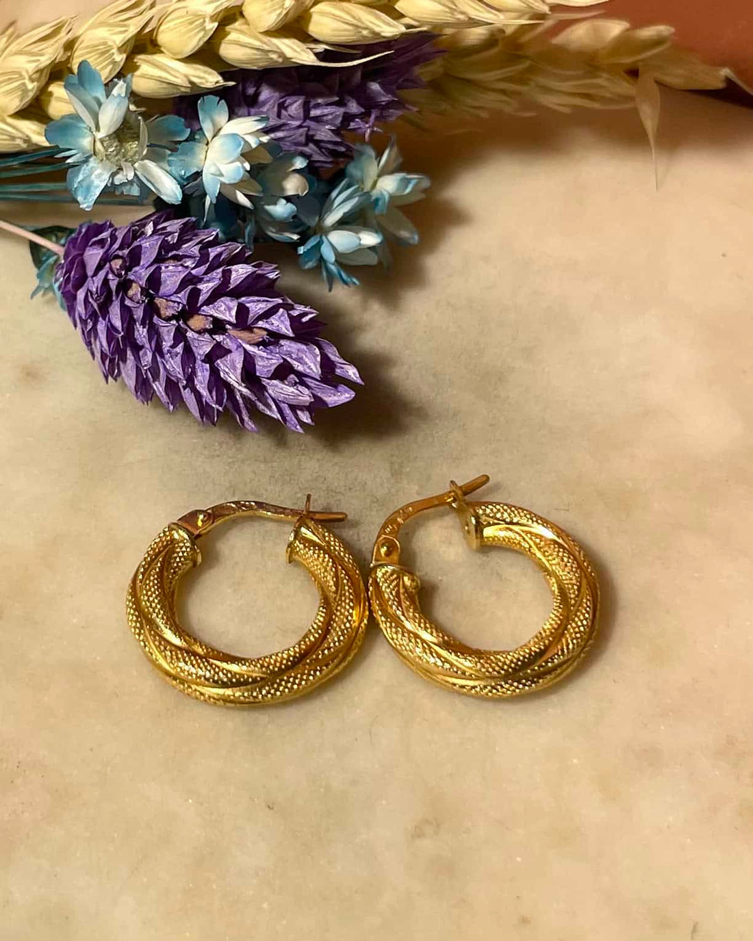 Vintage 18-carat gold "Cassie" hoop earrings