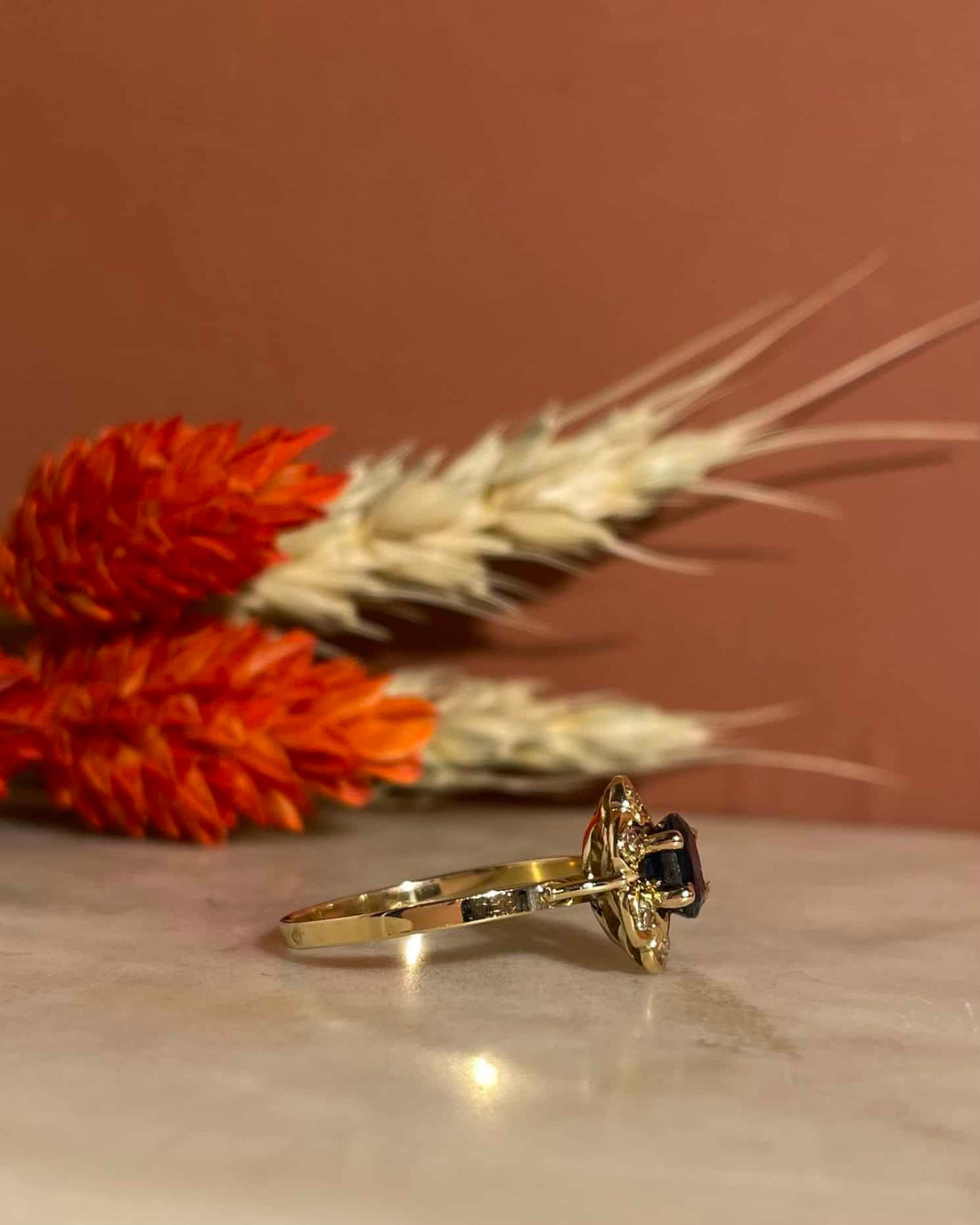 Bague Marguerite Saphir &amp; Diamants &quot;Masha&quot;