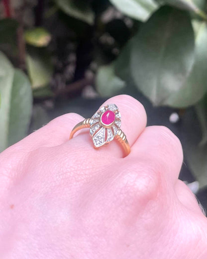 Bague Marquise style Art-Déco Rubis Cabochon &amp; Diamants &quot; Valentine&quot;