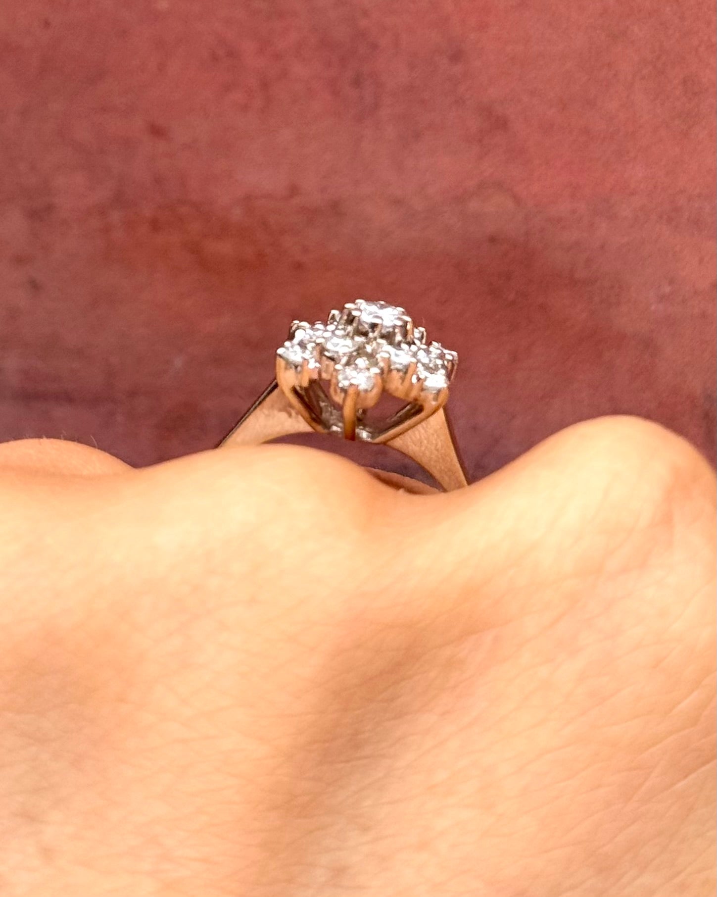 “Valérie” 0.46-carat Diamond Daisy Ring, 4.15 g
