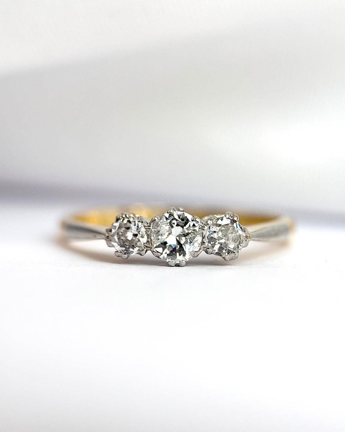 Anillo de trilogía de diamantes de 0.55 quilates «Stella»