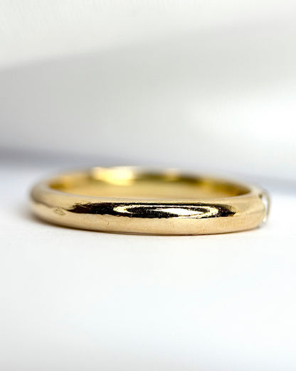 “Anaëlle” 18-karat gold and diamond band ring, 4.4 g