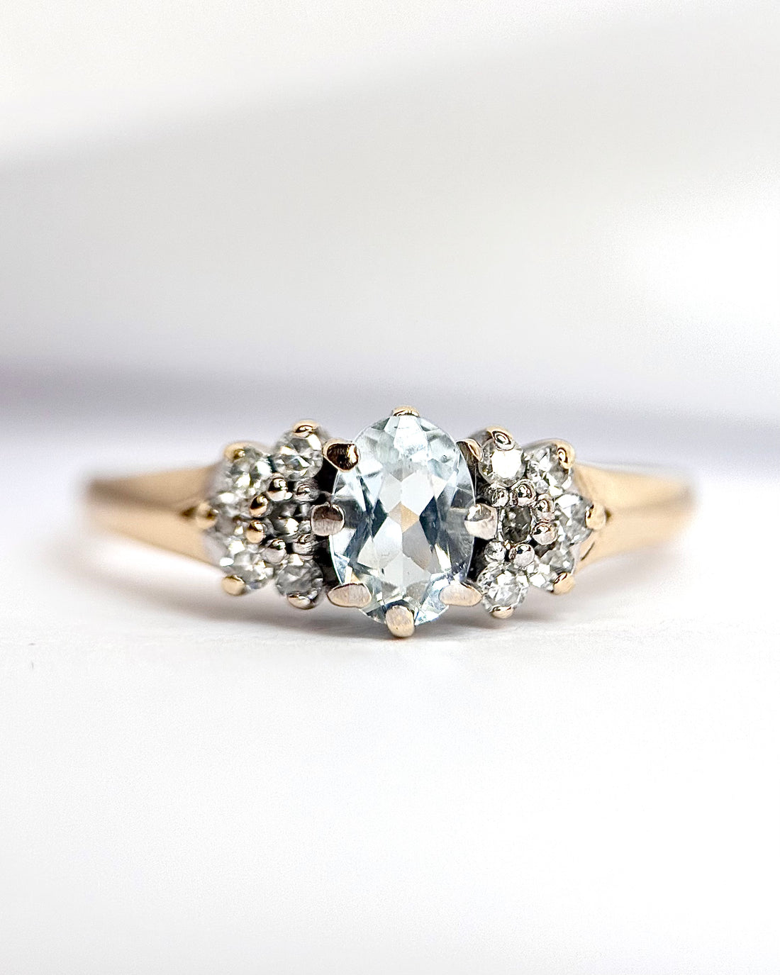 Anillo trilogía de aguamarina y diamantes «Joelle»