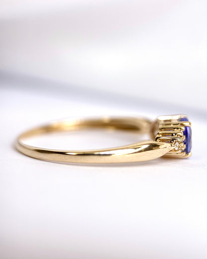 Anillo trilogía de tanzanita de 0.70 quilates y diamantes «Aline»