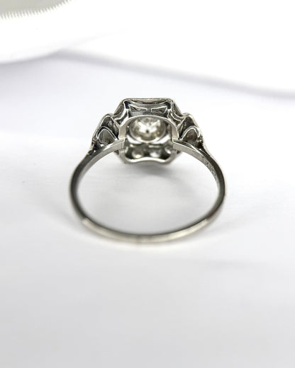 Anillo Art Déco de diamantes de 0,37 quilates «Germain»