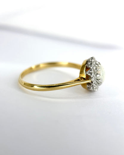 “Delphine” Opal 0.50-carat &amp; Diamond Daisy Ring