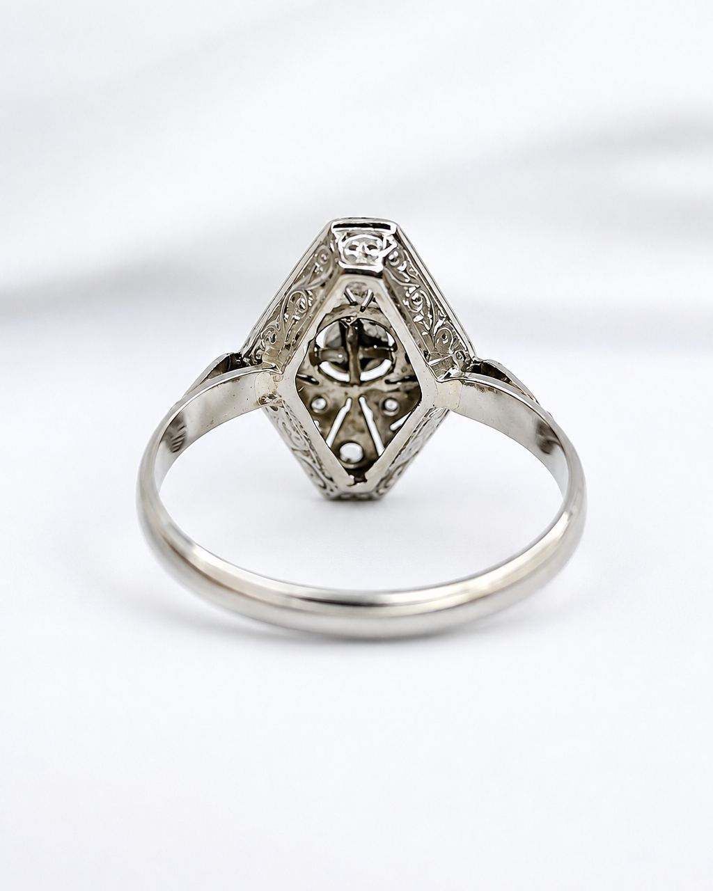 Anillo Art Déco de diamantes «Serena»