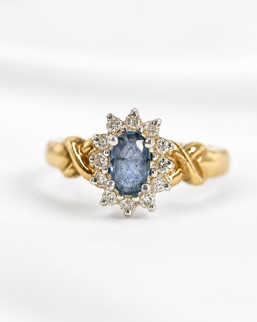 Bague Marguerite Saphir 0.55 carat &amp; Diamants "Sonia"