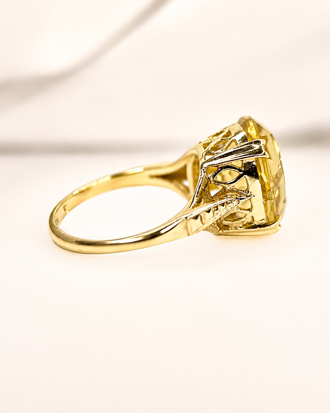 Anillo de cóctel de citrino de 5.25 quilates «Melanie»
