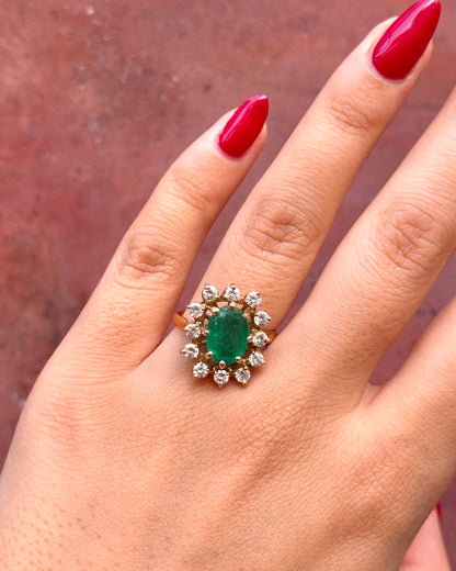 Anillo Margarita con esmeralda de 2.05 quilates y diamantes de 0.72 quilates, 4,71 g «Garance»