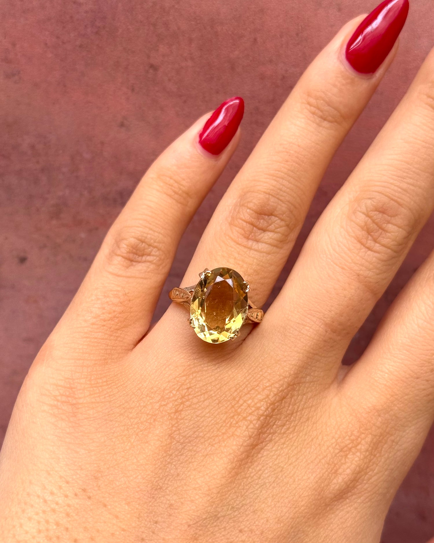 Anillo de cóctel de citrino de 5.25 quilates «Melanie»