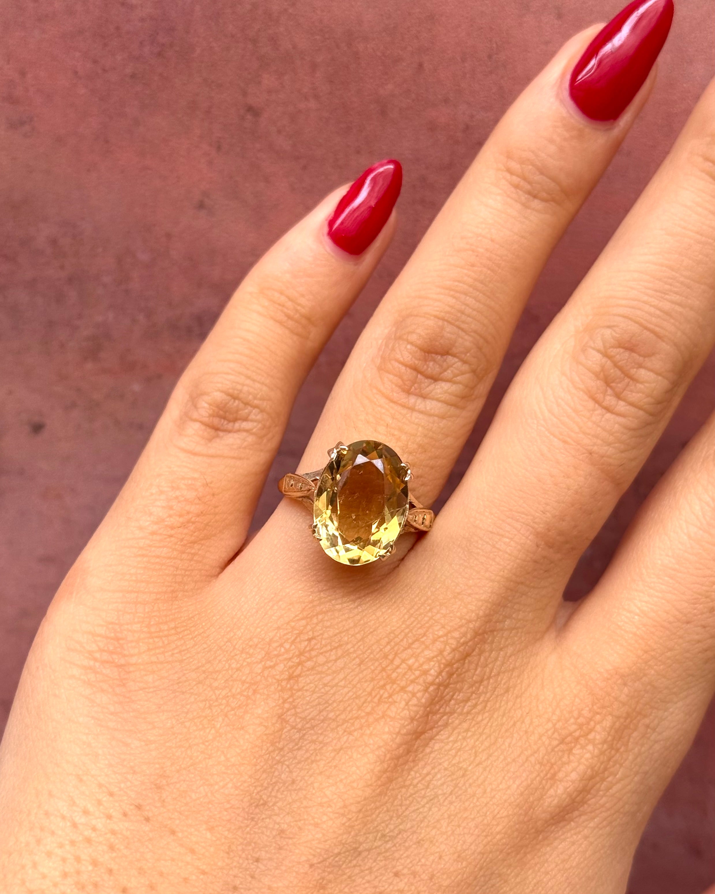 Anillo de cóctel de citrino de 5.25 quilates «Melanie»
