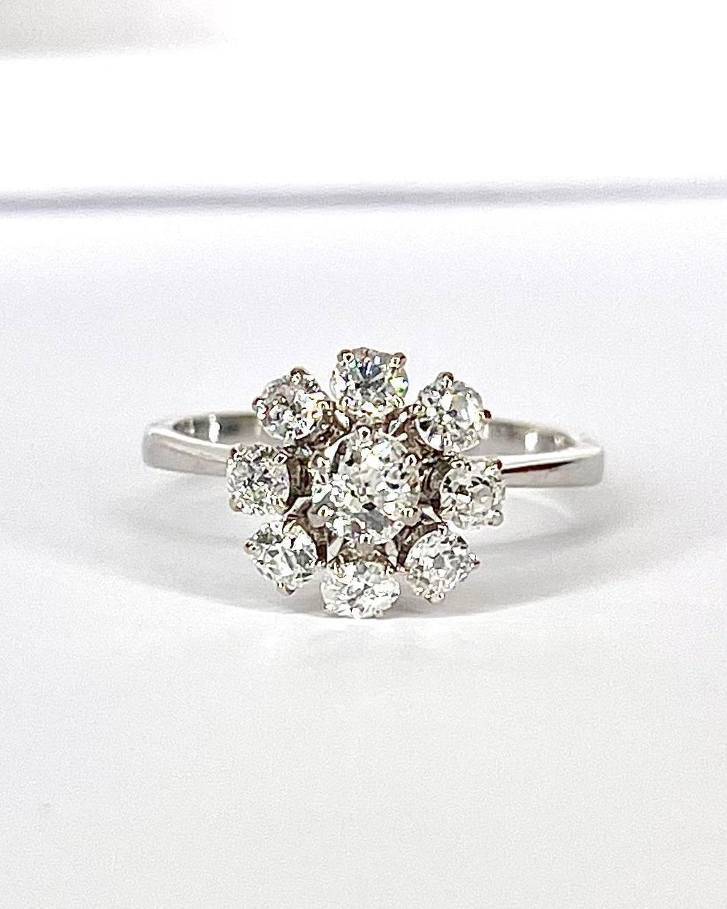 Bague Marguerite Diamants 1.10 carat "Louisa"