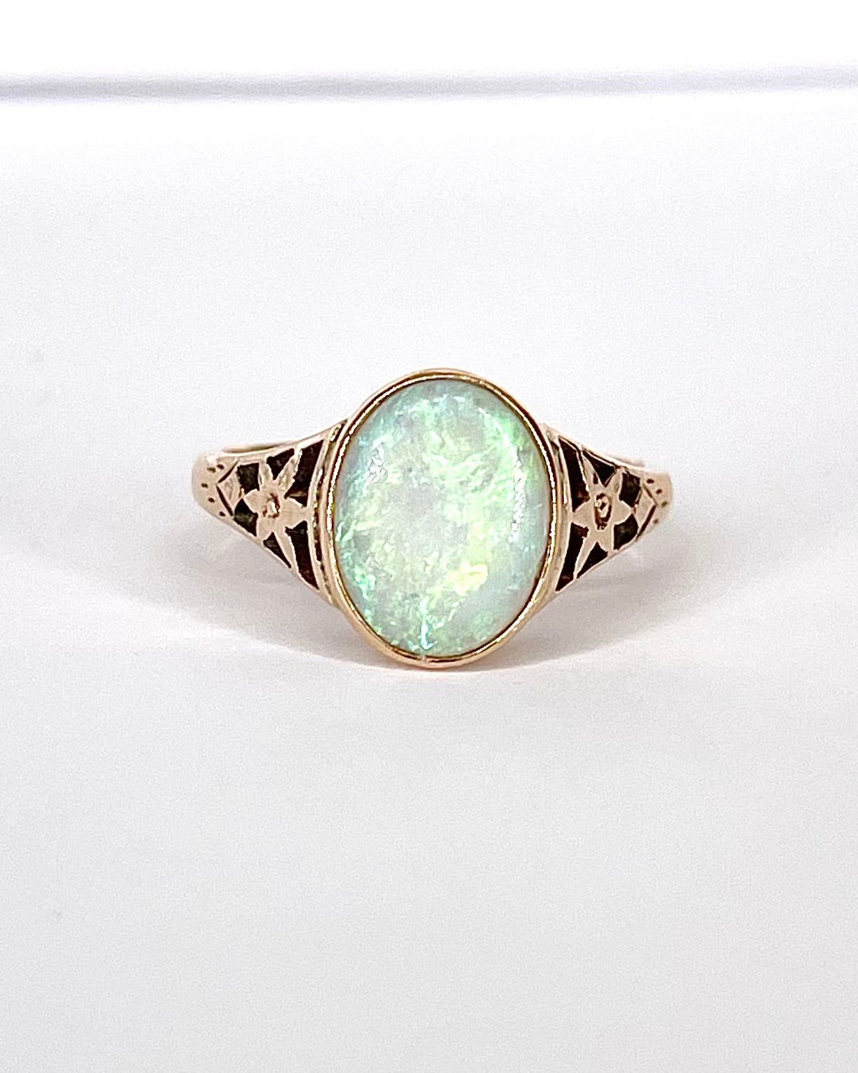Anillo rígido Ópalo 1.30 quilates "Solène"