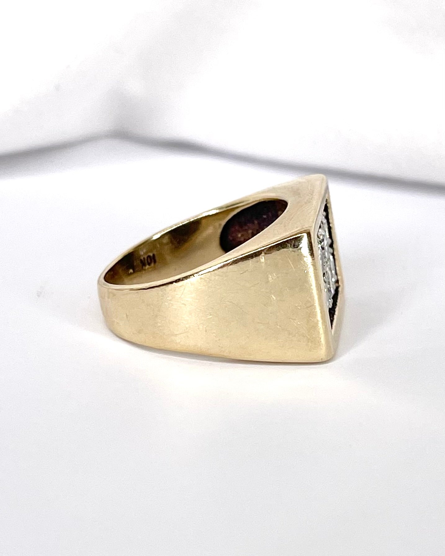 Anillo Tank Diamantes 1.20 quilates y Oro 9.15g "Océane"
