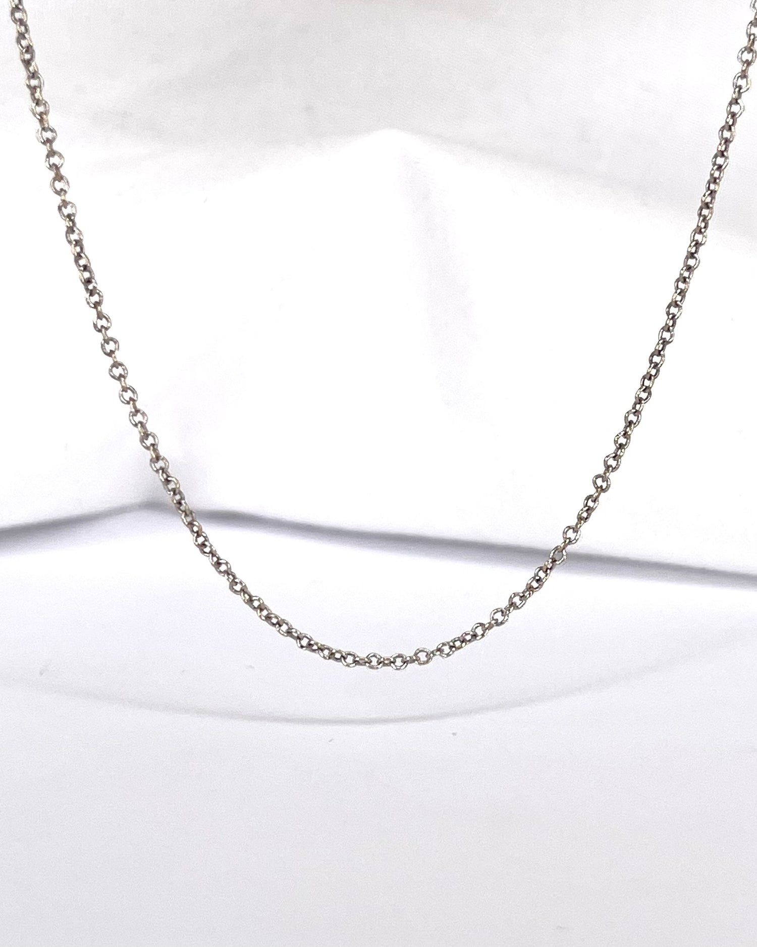 Cadena Oro Gris 18 quilates "Alix"