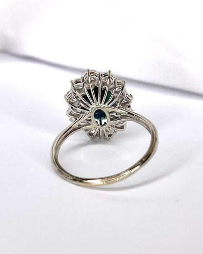 Anillo Marguerite Zafiro 3 quilates y 12 diamantes 0,84 quilates "Aymone"