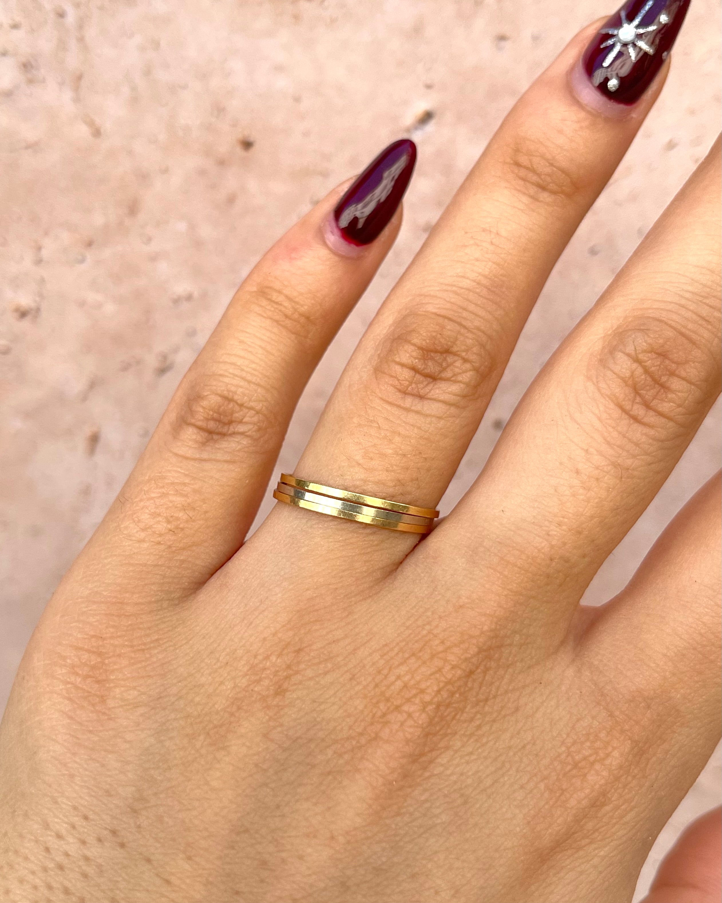 Anillo Semanario Tres Oros 2.8 mm "Gaelle"