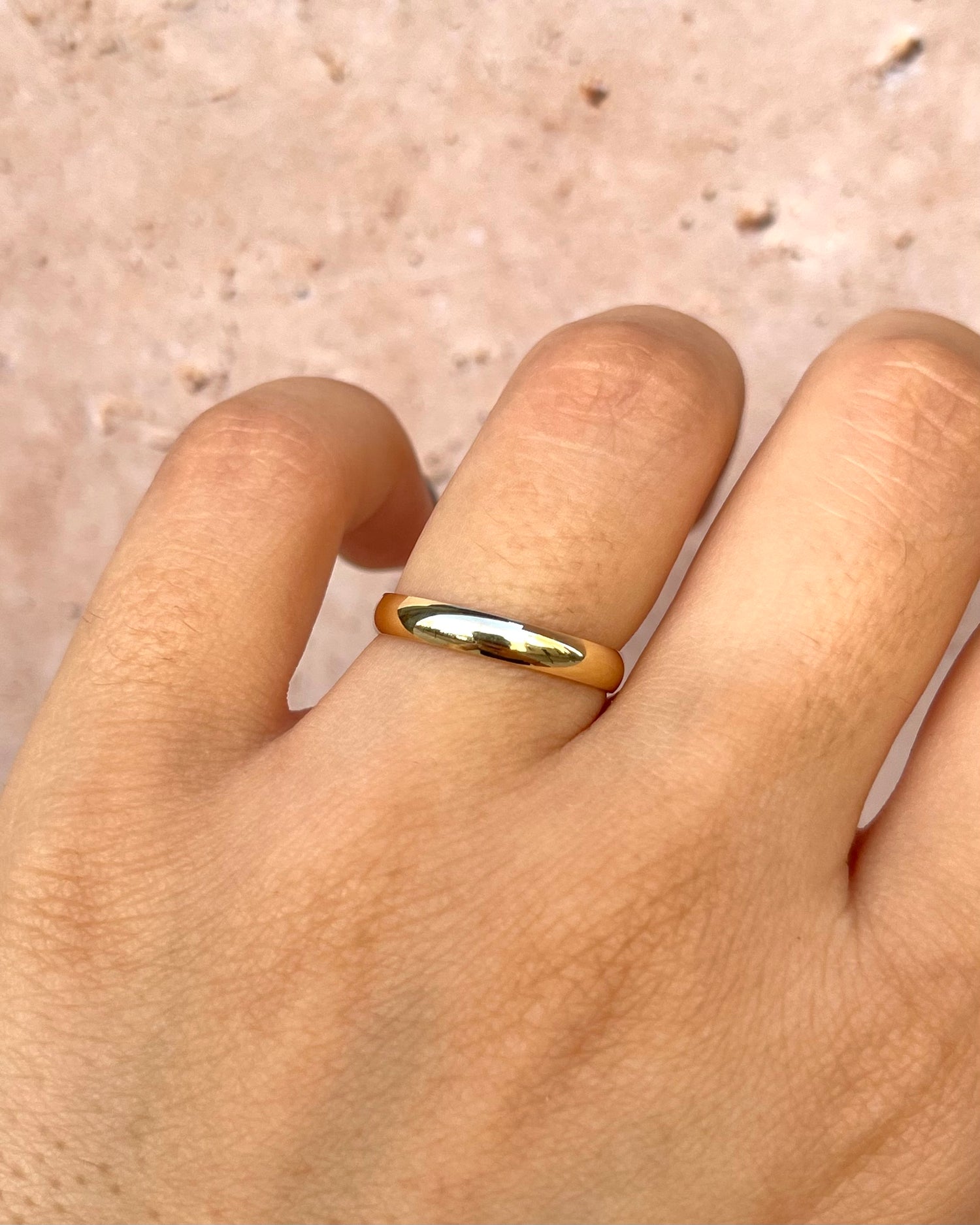Alianza Oro Amarillo 18 quilates 3 mm "Carla"