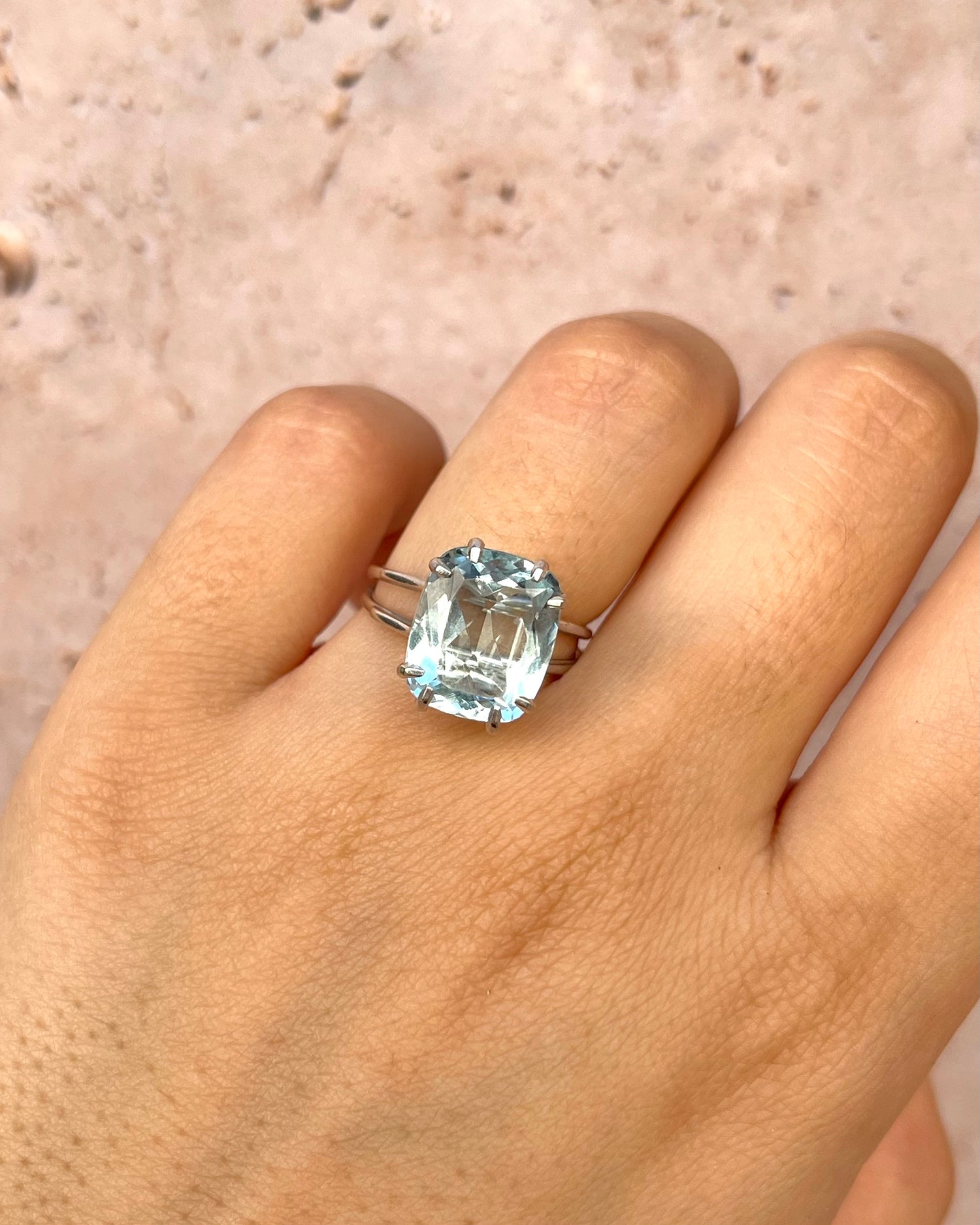 Anillo Cóctel Aguamarina 4.90 quilates "Lilia"