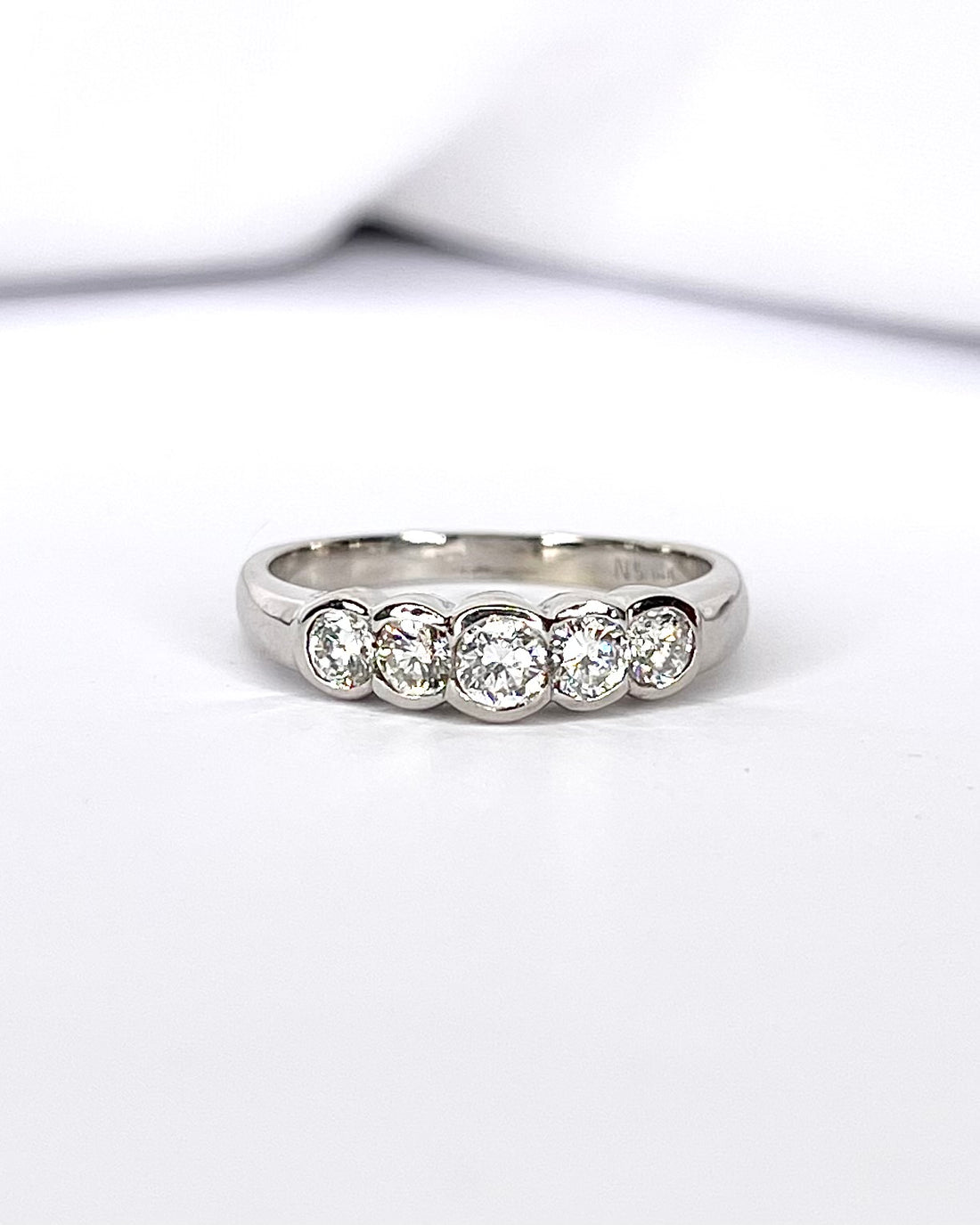 Bague Rivière Diamants 0.70 carat "Zina"