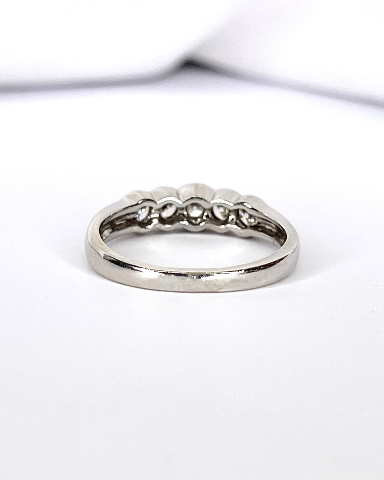Bague Rivière Diamants 0.70 carat "Zina"