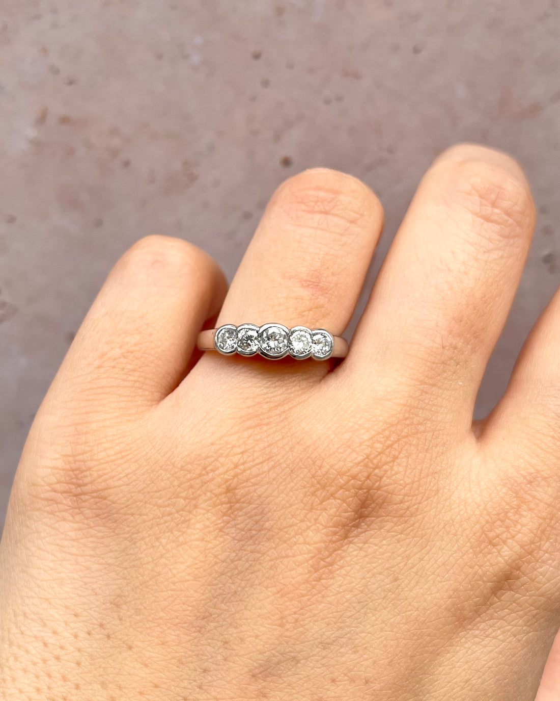 Bague Rivière Diamants 0.70 carat "Zina"