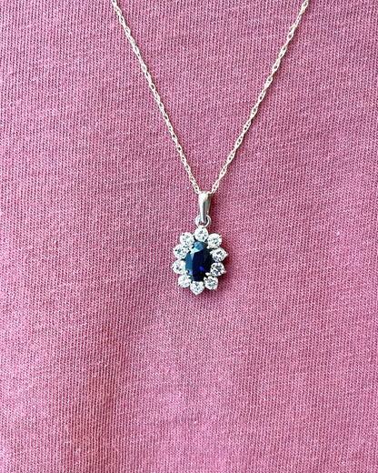 Marguerite Sapphire Pendant 1.50 carat &amp; Diamonds 0.70 carat "Maïe"