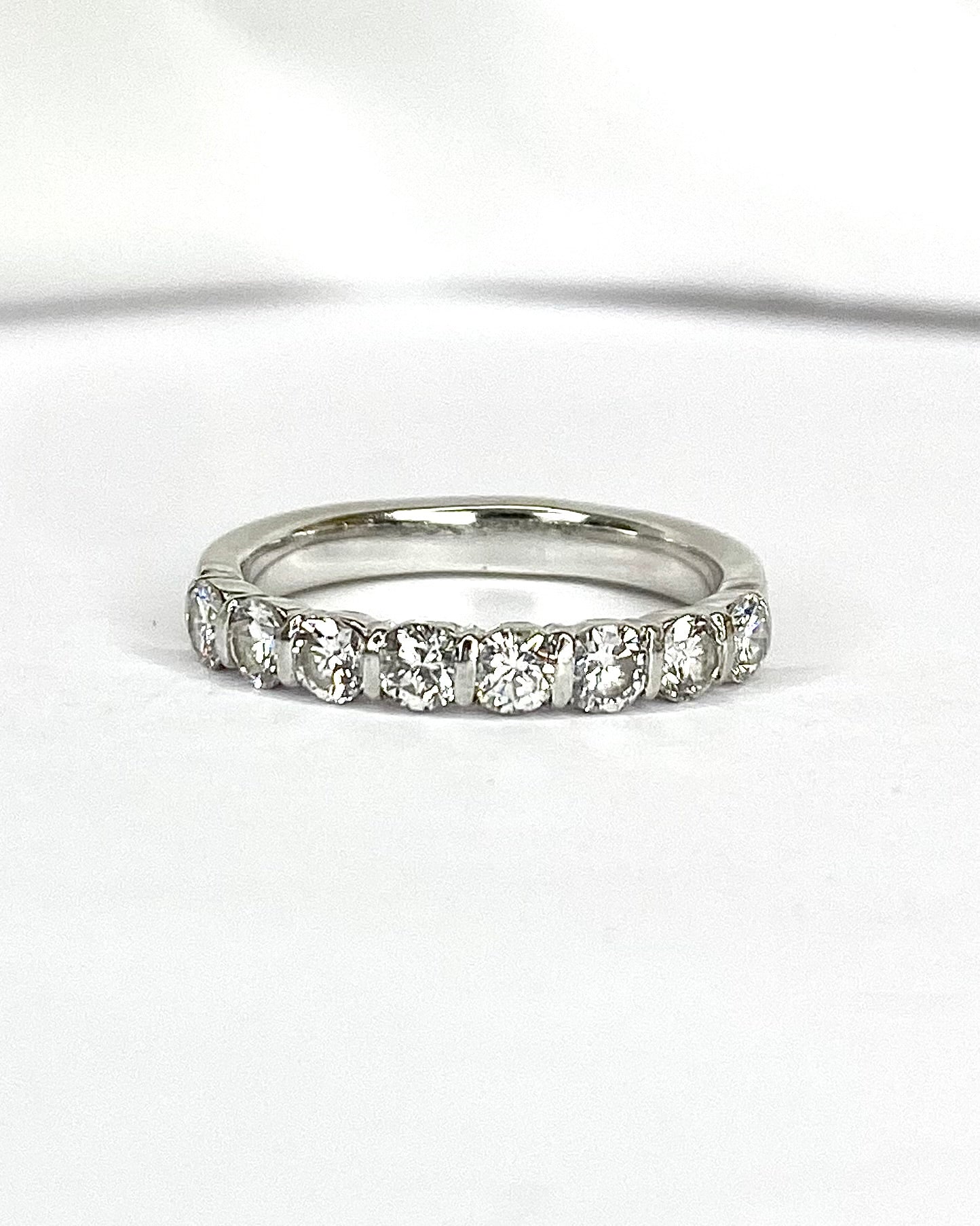 Bague Demi Alliance Diamant 0.72 carat "Irene"