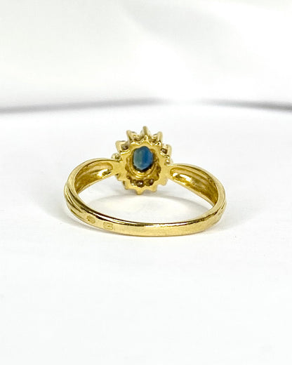 Marguerite Ring Sapphire 0.43 carat &amp; Diamonds "Mathilde"