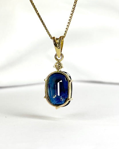 Sapphire Pendant 4.40 Carats &amp; Diamond "Gratianne"