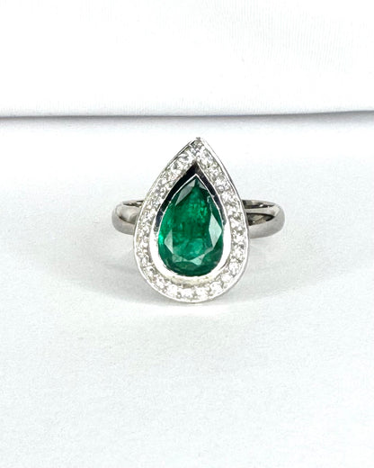 Anillo estilo Art Déco Esmeralda 1.40 quilates y diamantes "Louane"