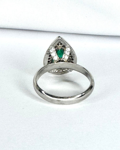 Anillo estilo Art Déco Esmeralda 1.40 quilates y diamantes "Louane"