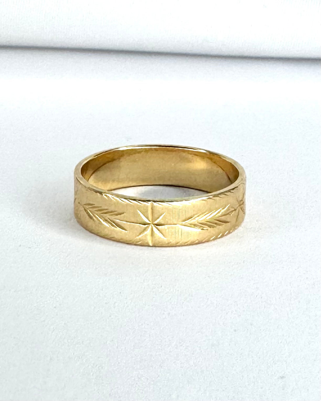 Bague Alliance Jonc Or Jaune 18 cts 5mm "Tobias"