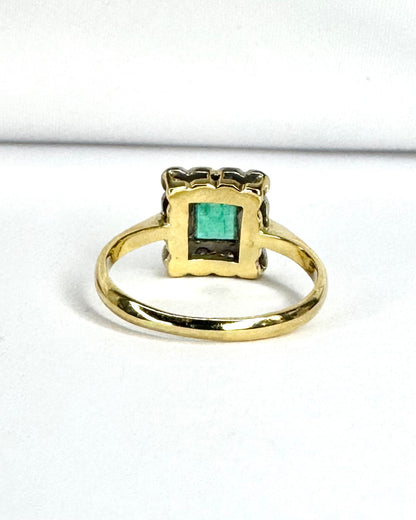 Anillo Art Déco Esmeralda 0,38 cts y Diamantes 0,36 cts "Evelina"