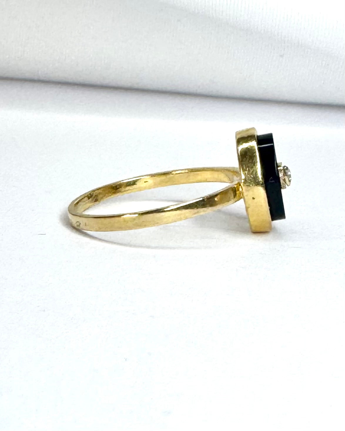 Anillo Art Déco Ónix y Diamante "Analucia"