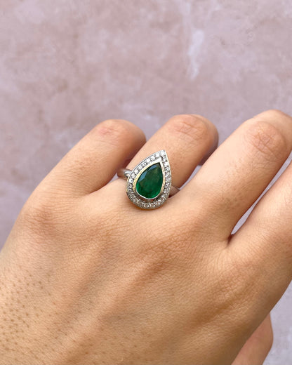 Anillo estilo Art Déco Esmeralda 1.40 quilates y diamantes "Louane"