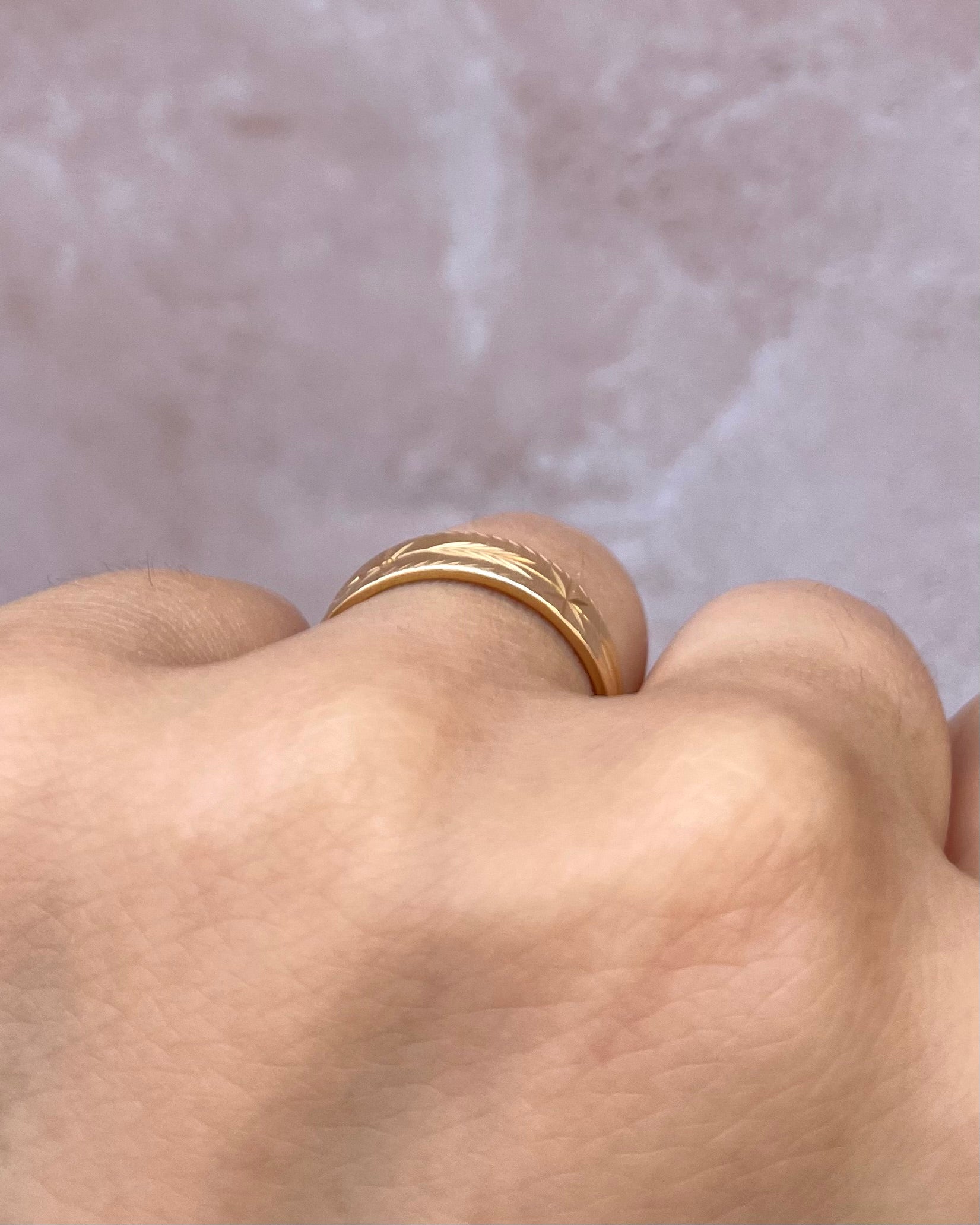 Anillo de alianza aro de oro amarillo 18 quilates 5 mm "Tobias"