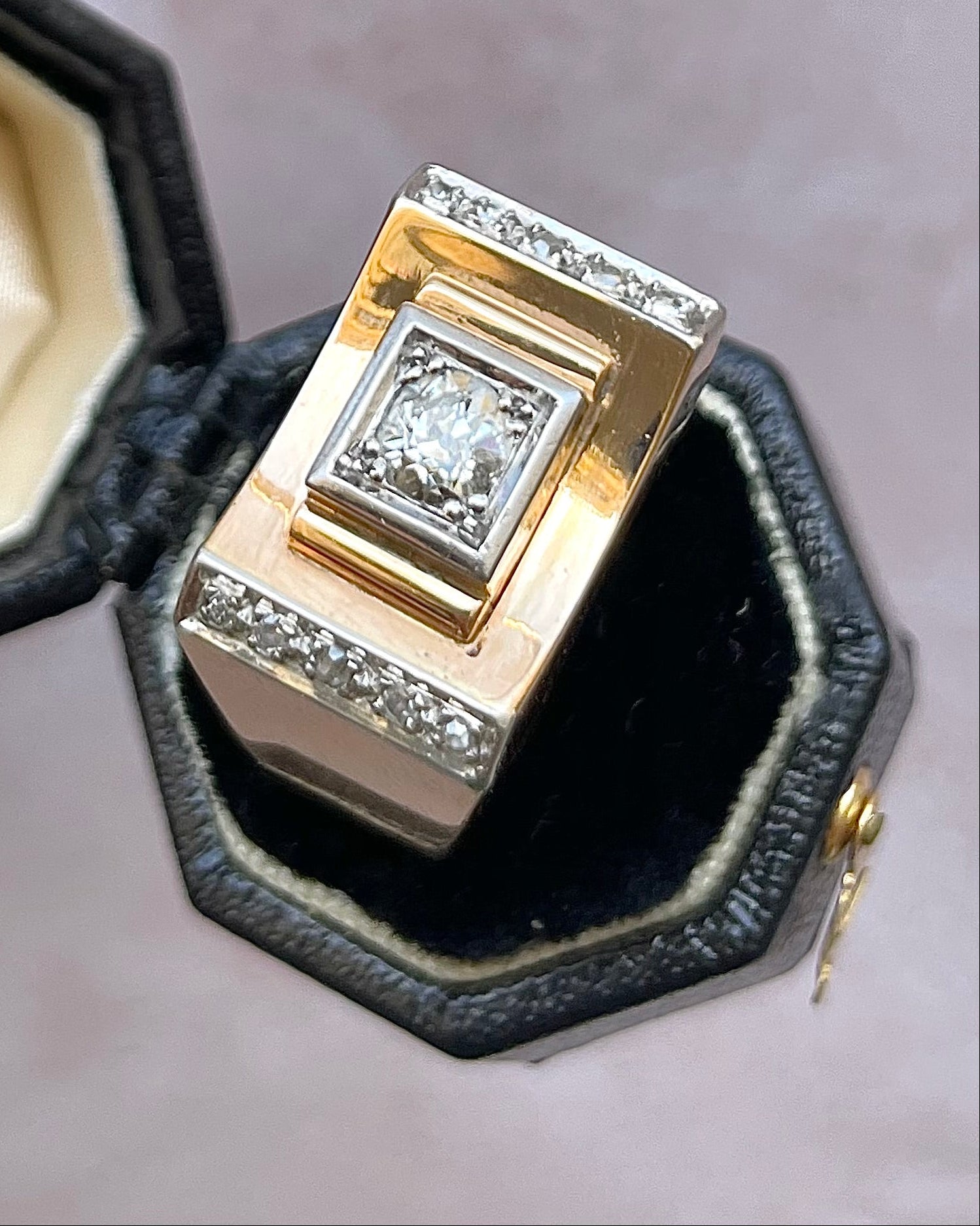 Anillo Tank Diamantes y Oro rosa 10,41g "Liliana"