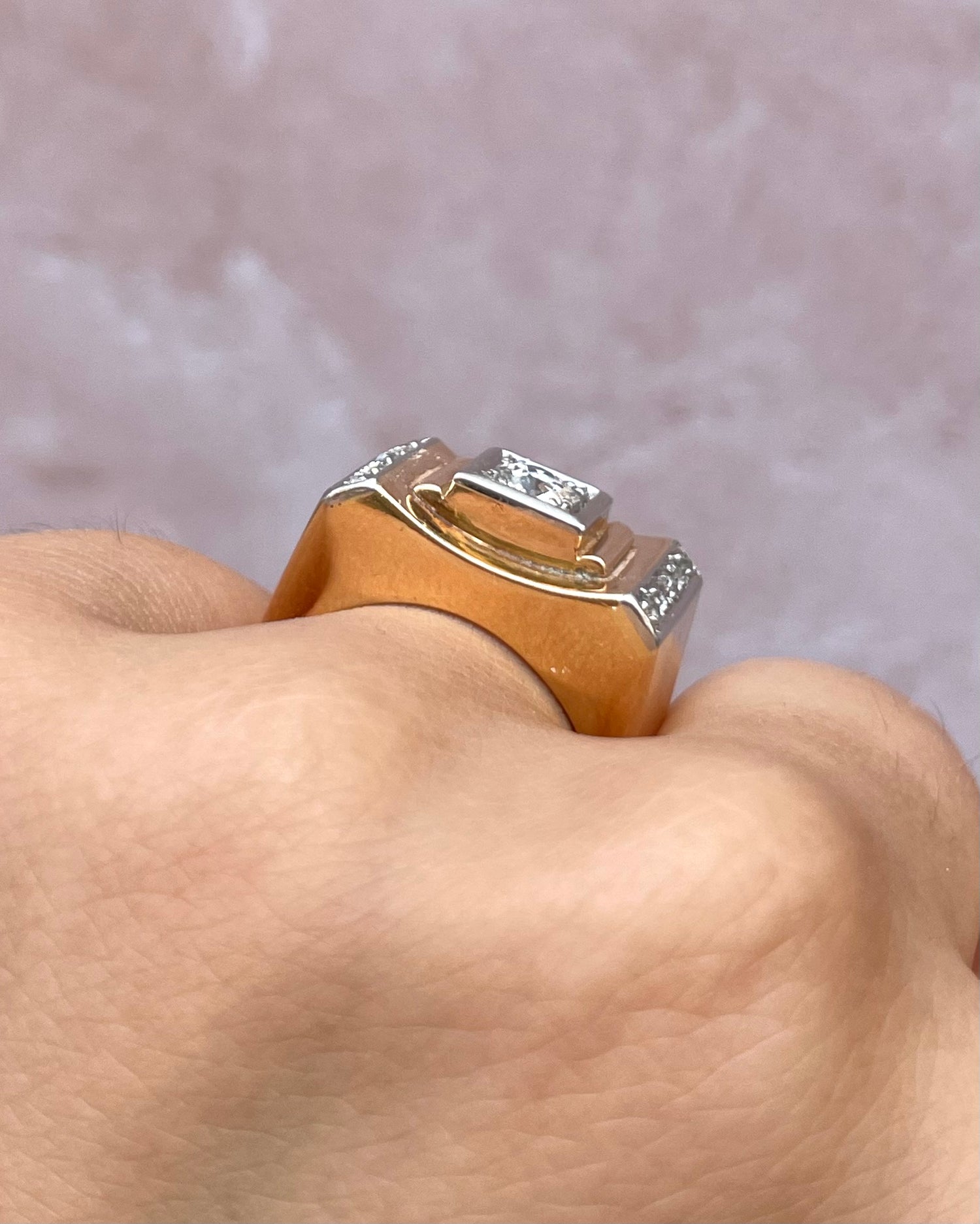 Anillo Tank Diamantes y Oro rosa 10,41g "Liliana"