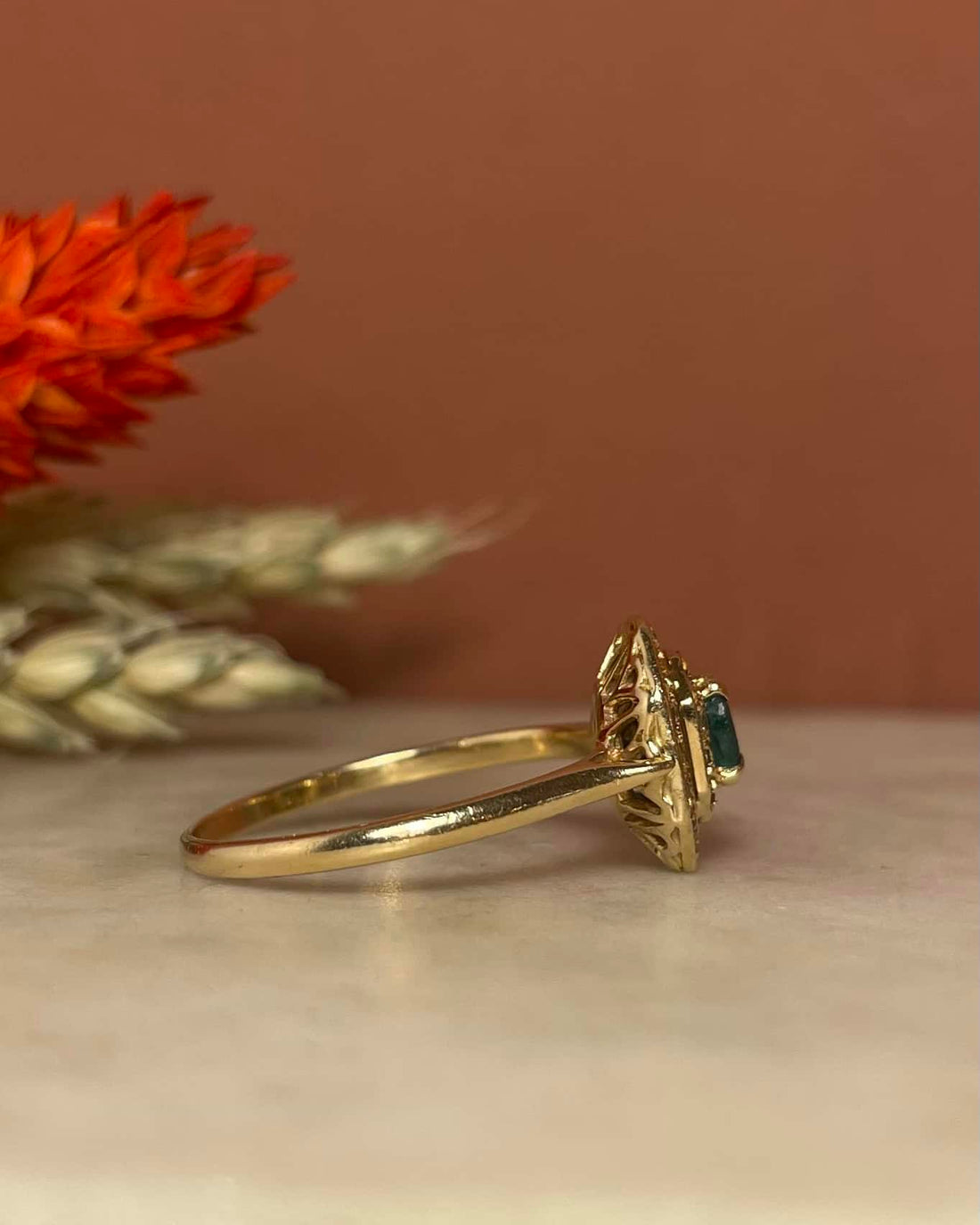 Bague Style Art-Déco Emeraude &amp; 28 Diamants &quot;Everly&quot;