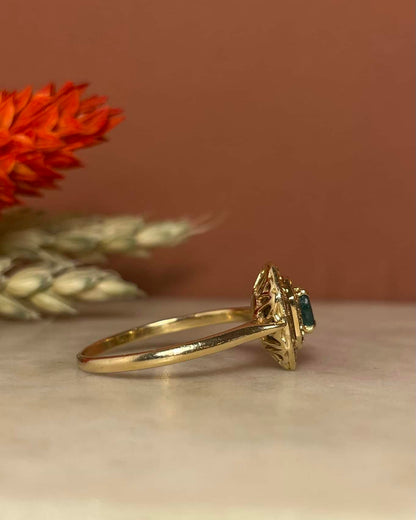 Bague Style Art-Déco Emeraude &amp; 28 Diamants &quot;Everly&quot;