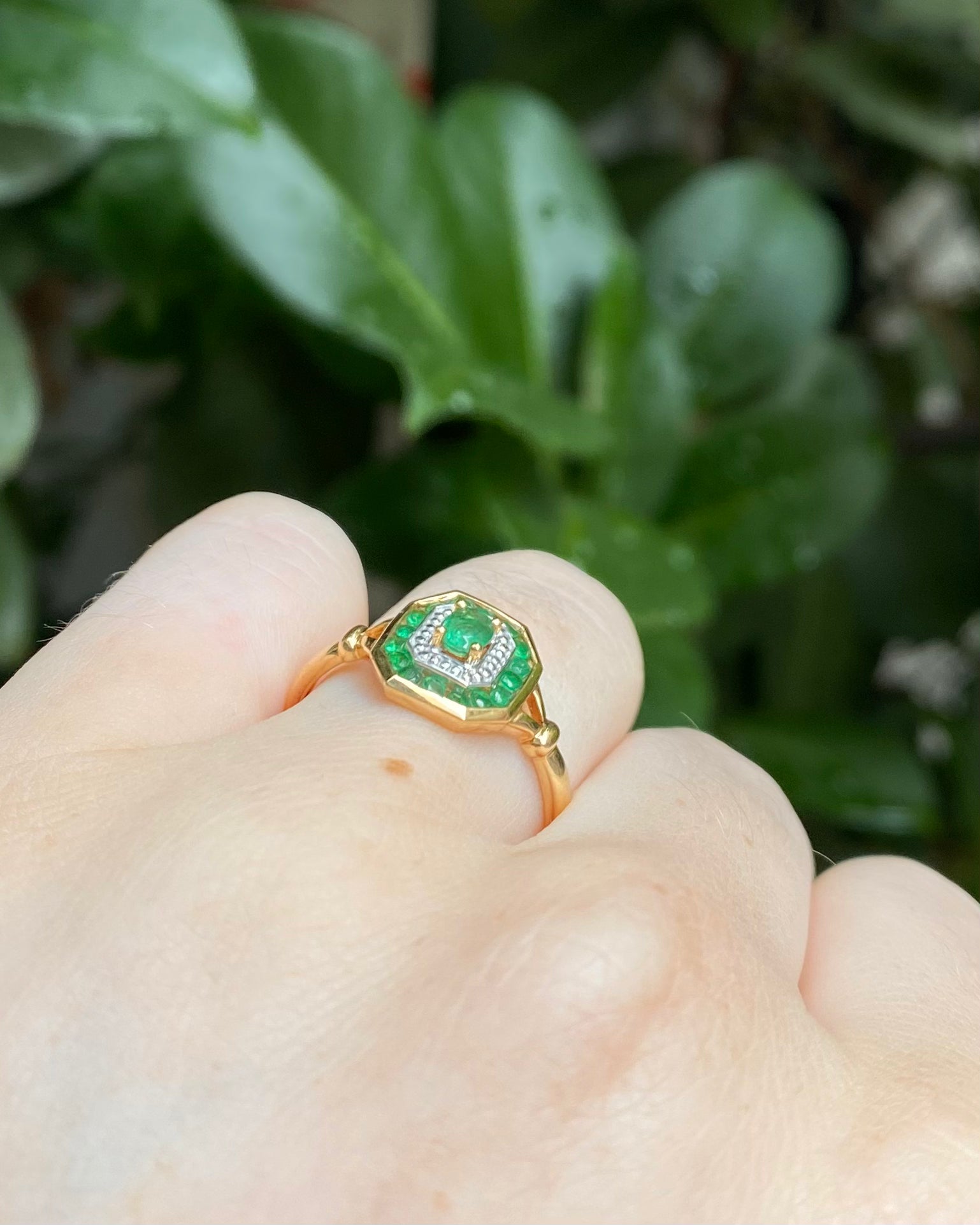 Bague Style Art-Déco Emeraudes 0.47 carats &amp; Diamants "Azilis"